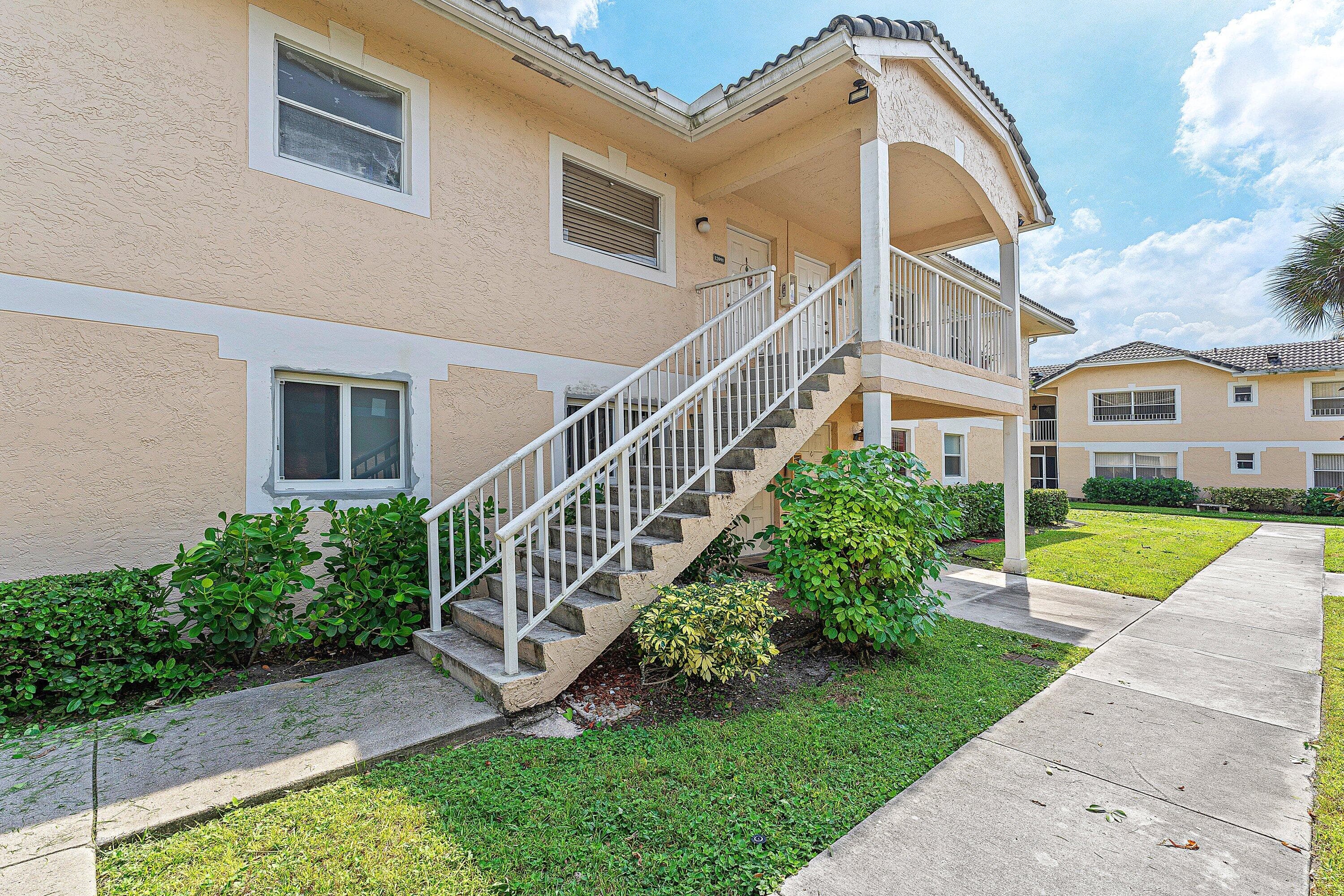 12093 ROYAL PALM Boulevard #7H