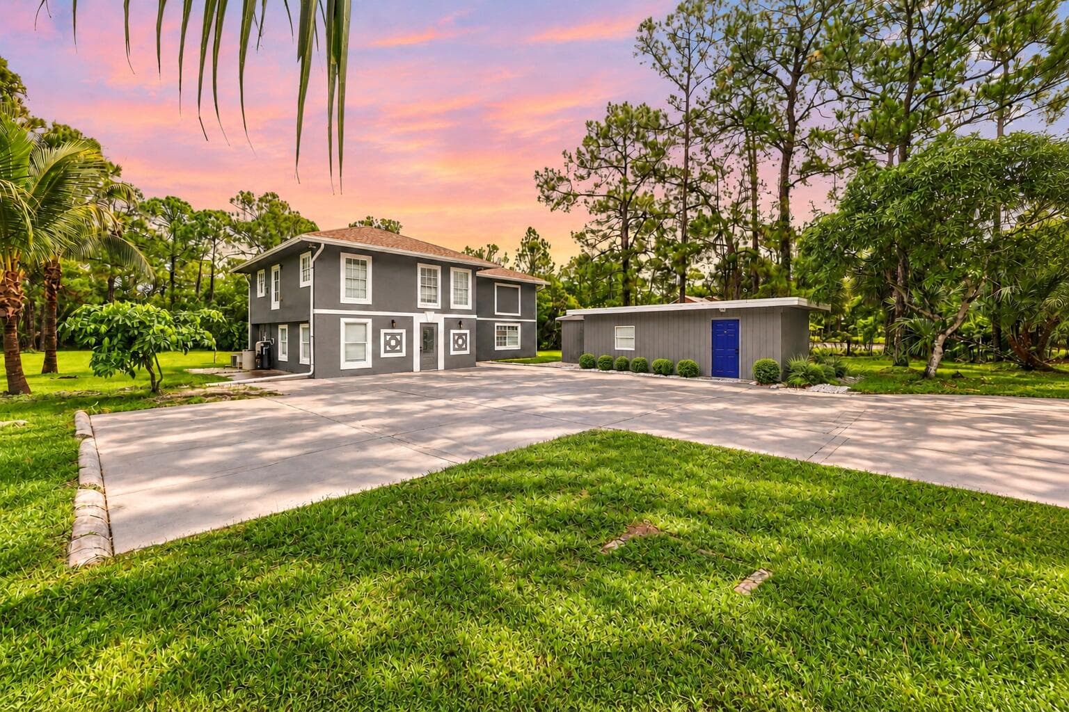 11193 49th Street N