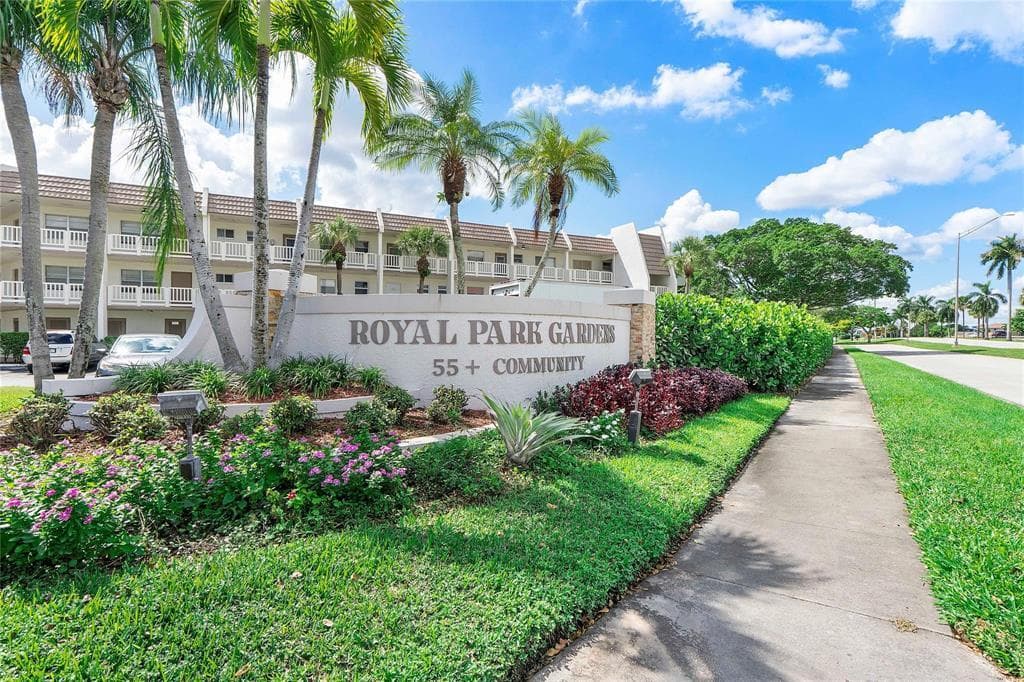 6890 ROYAL PALM Boulevard #101H