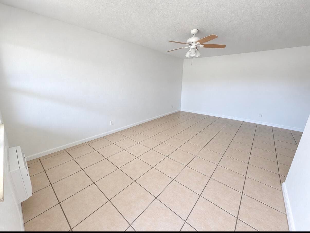 701 SE 15TH Street #8