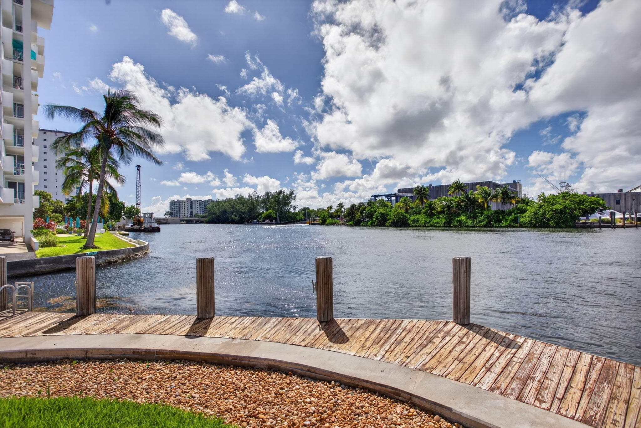 1705 N Riverside Drive #8