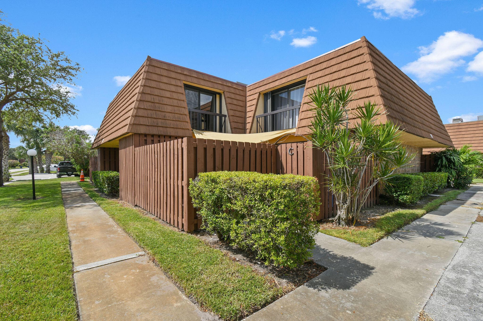 825 CENTER Street #22C