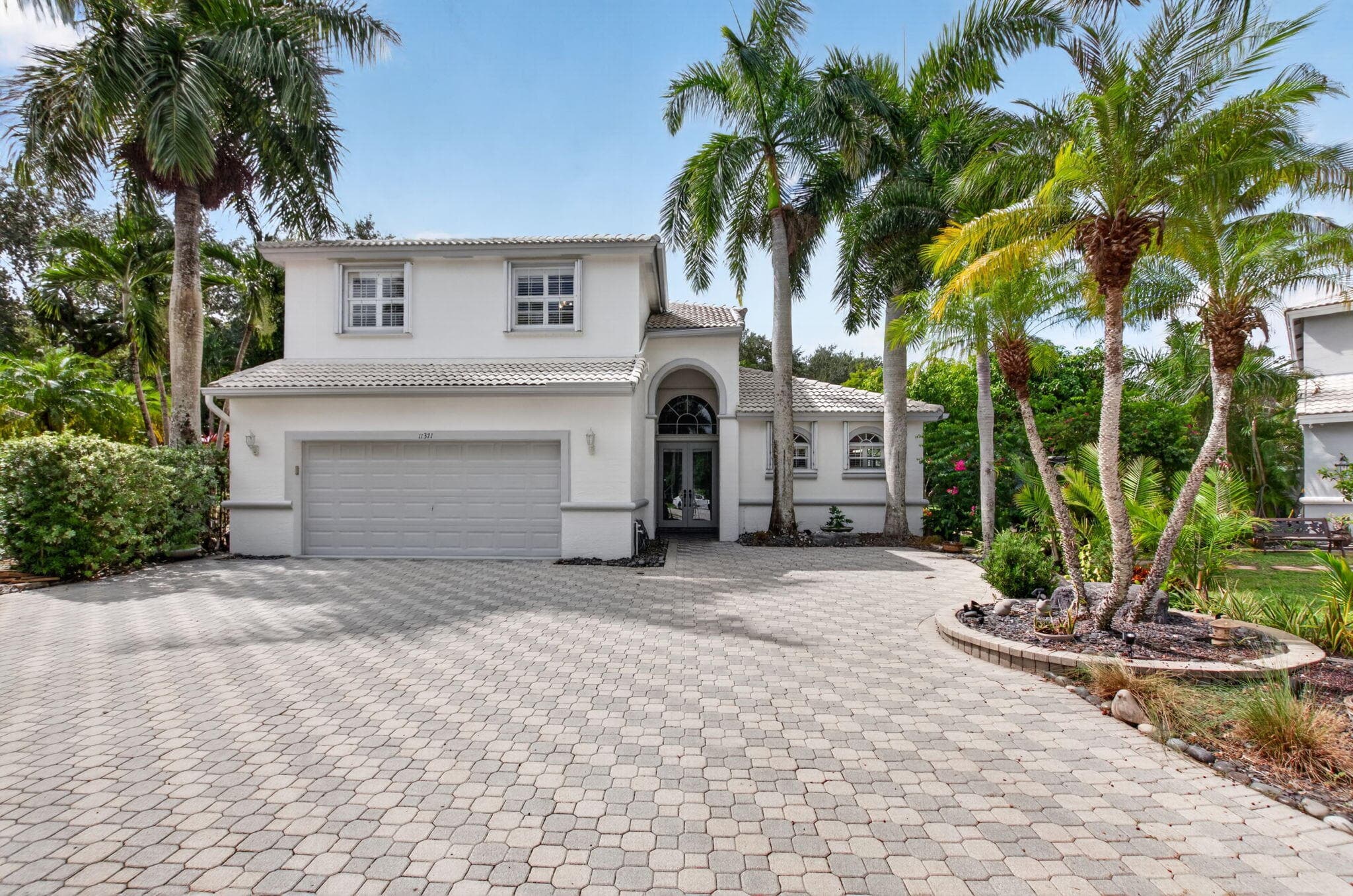 11371 SEA GRASS Circle