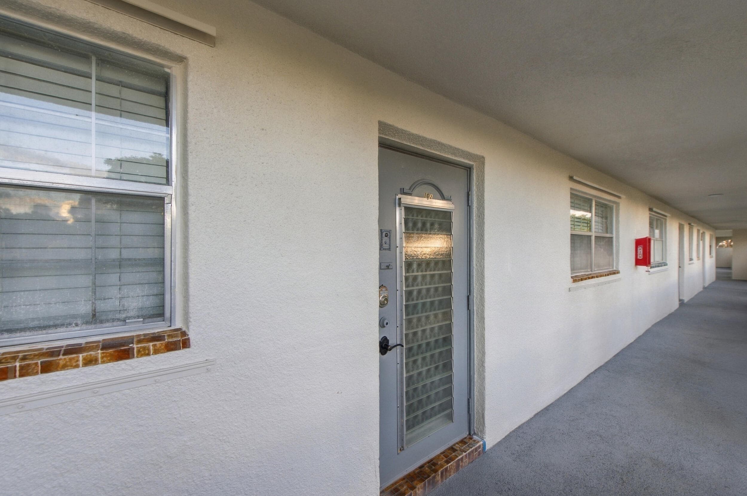 8285 Sunrise Lakes Boulevard #102