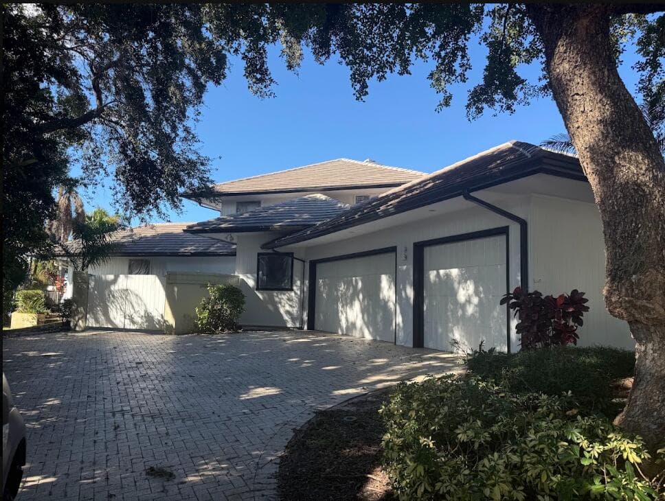 6500 SE WINGED FOOT Drive