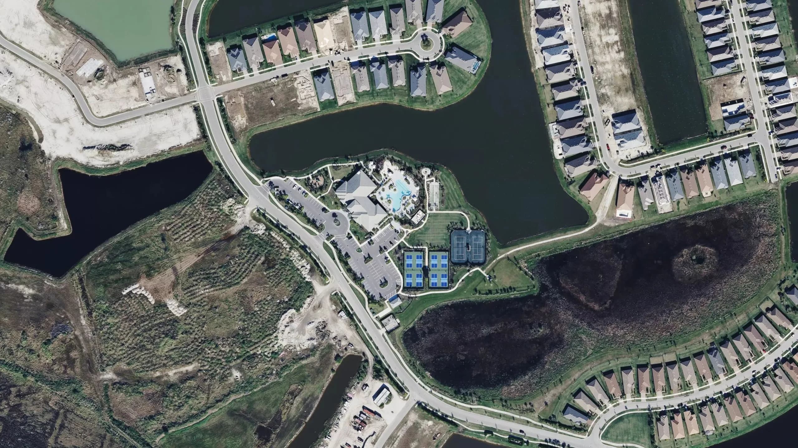 Aerial view of Esplanade at Tradition