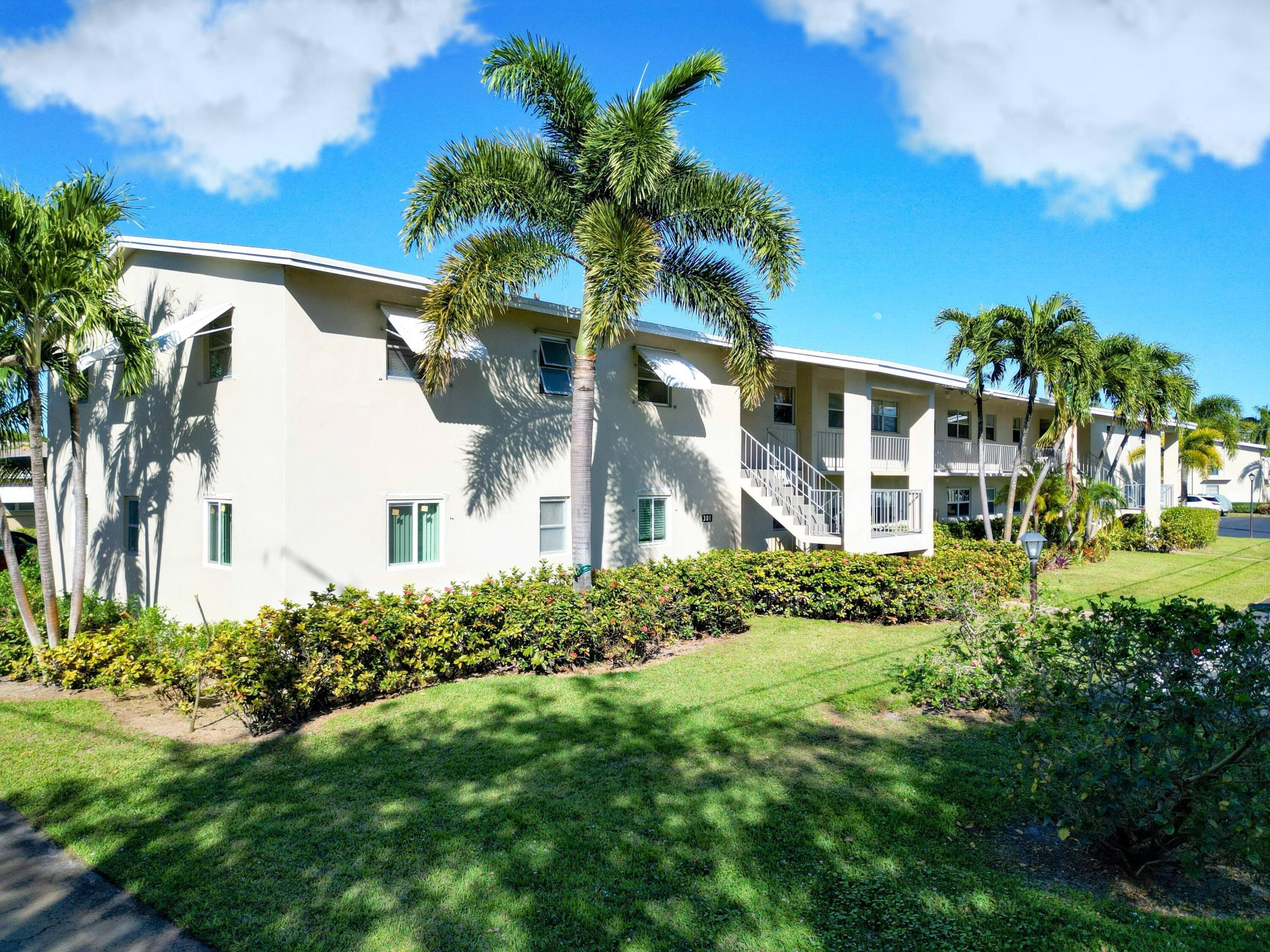 301 Circle Drive S #103
