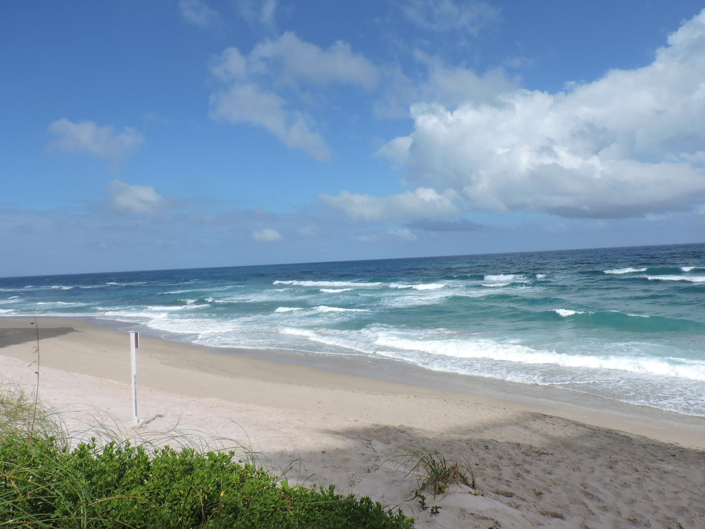 5380 N Ocean Drive #2e
