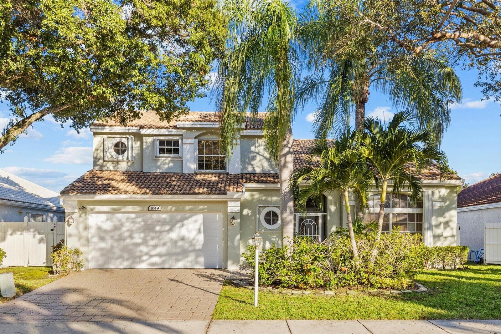 1049 Siena Oaks Circle E