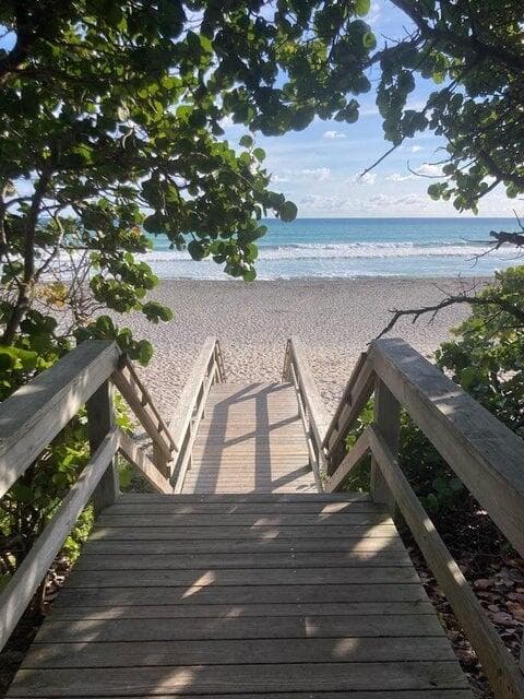 1605 S Us Highway 1 #F203