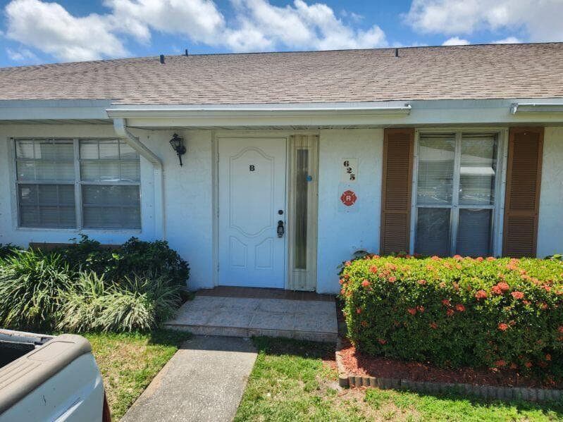 625 Pines Knoll #B