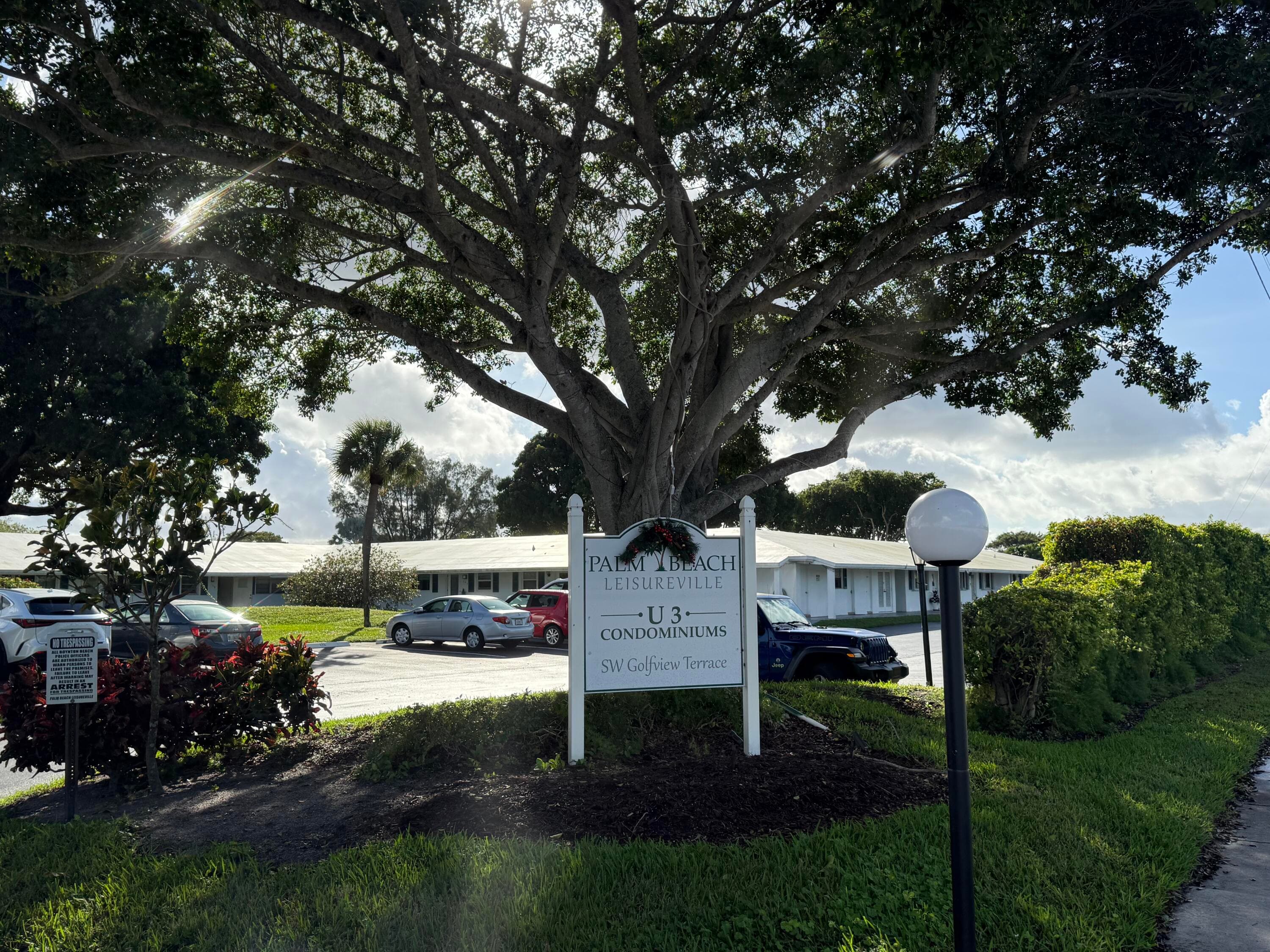300 SW Golfview Terrace #152