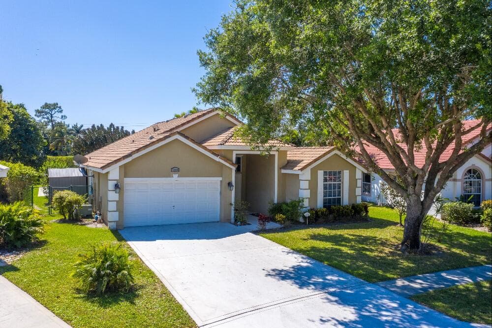 1304 Lake Breeze Drive