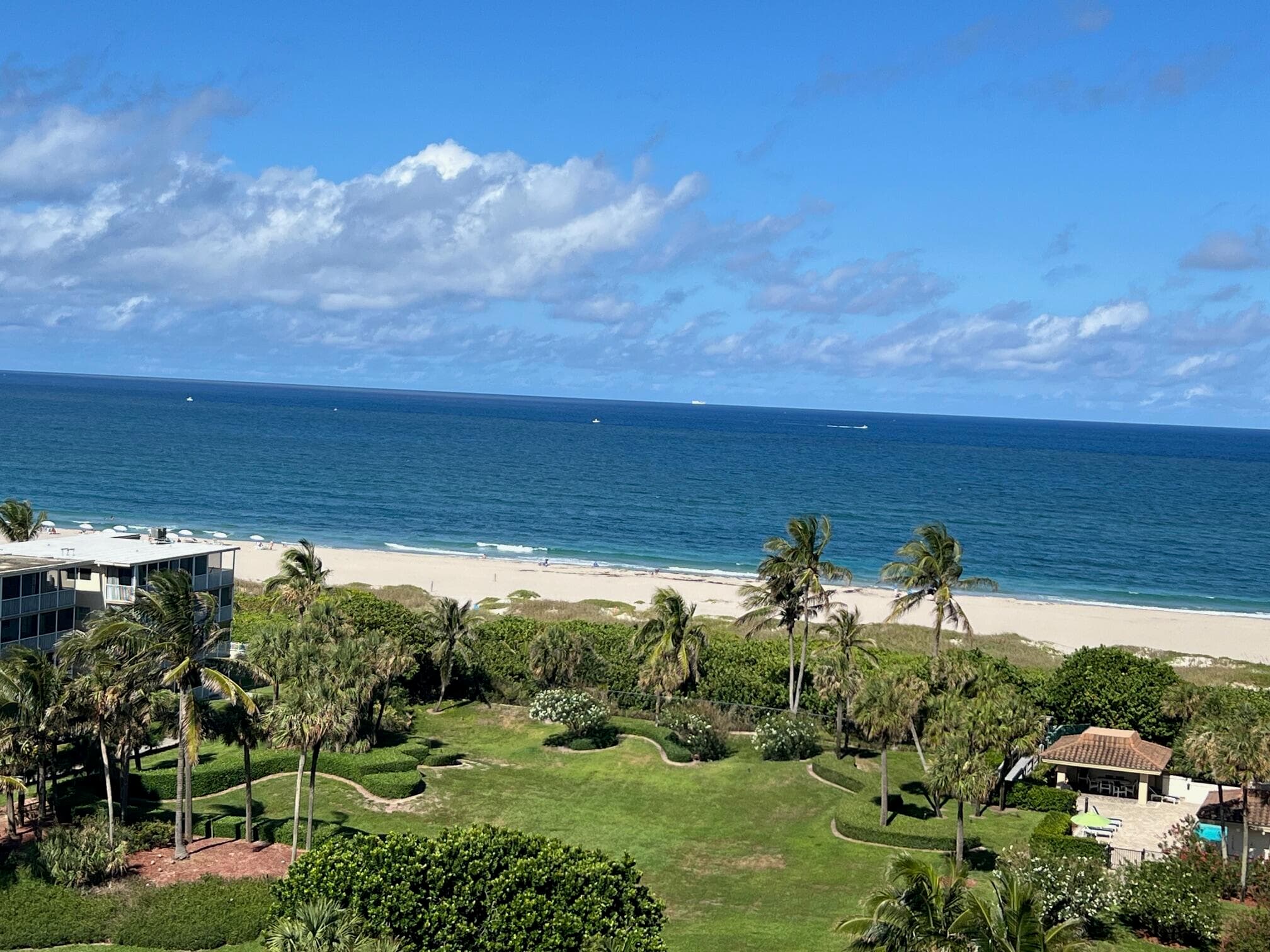 3400 N Ocean Drive #607