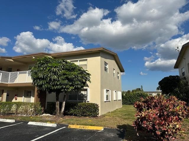 600 NW 77th Avenue #208
