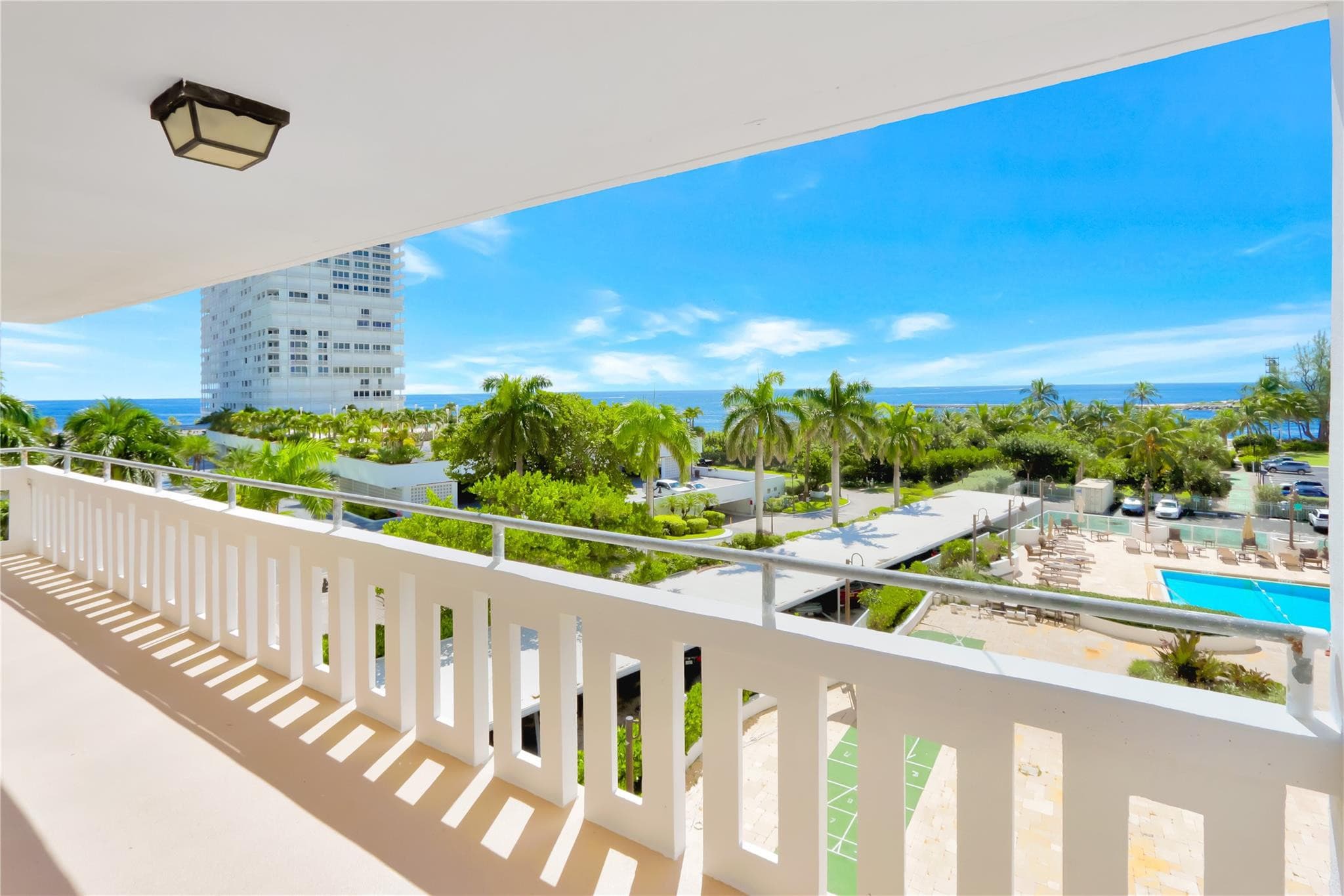 2000 S Ocean Drive #510