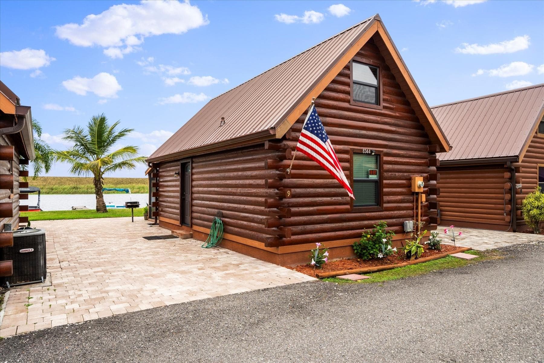 8344 US Highway 441