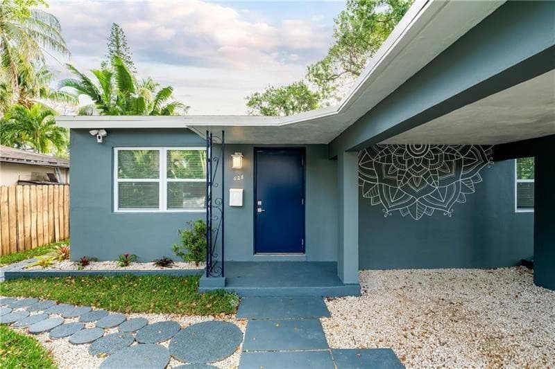 628 SW 14th Terrace