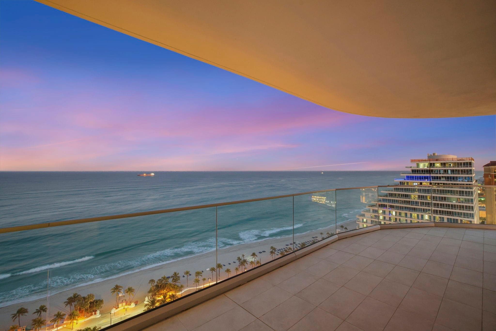 153 N Seabreeze Boulevard #2202-S