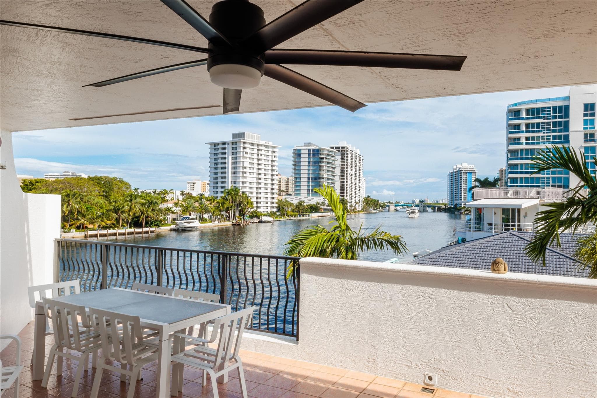 615 Bayshore Drive #301