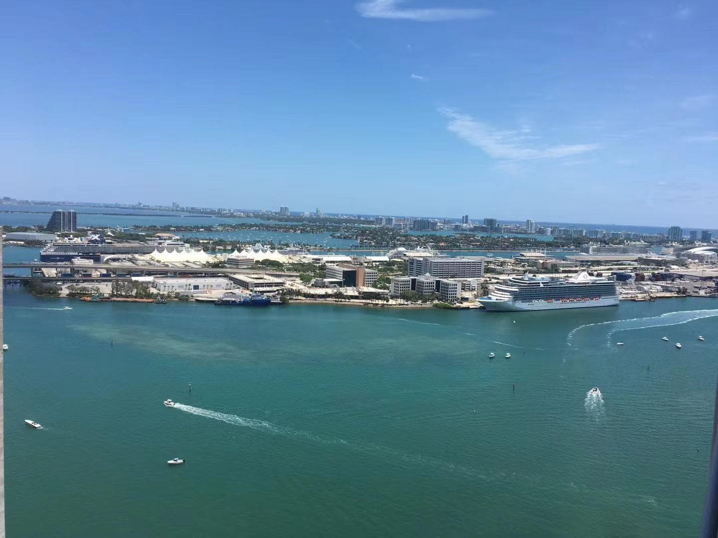 335 S Biscayne Boulevard #4004