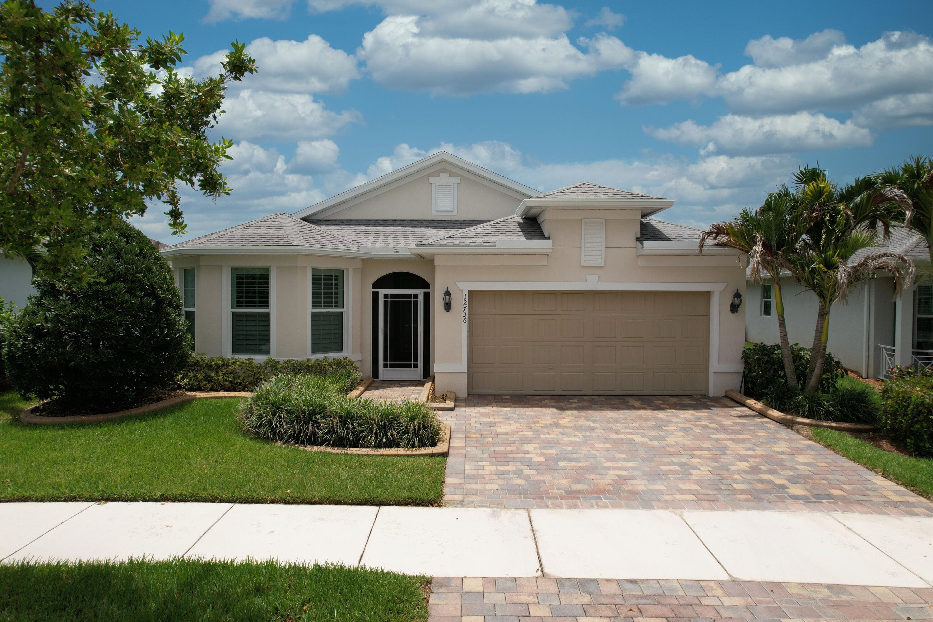 12736 SW CATTLEYA Lane