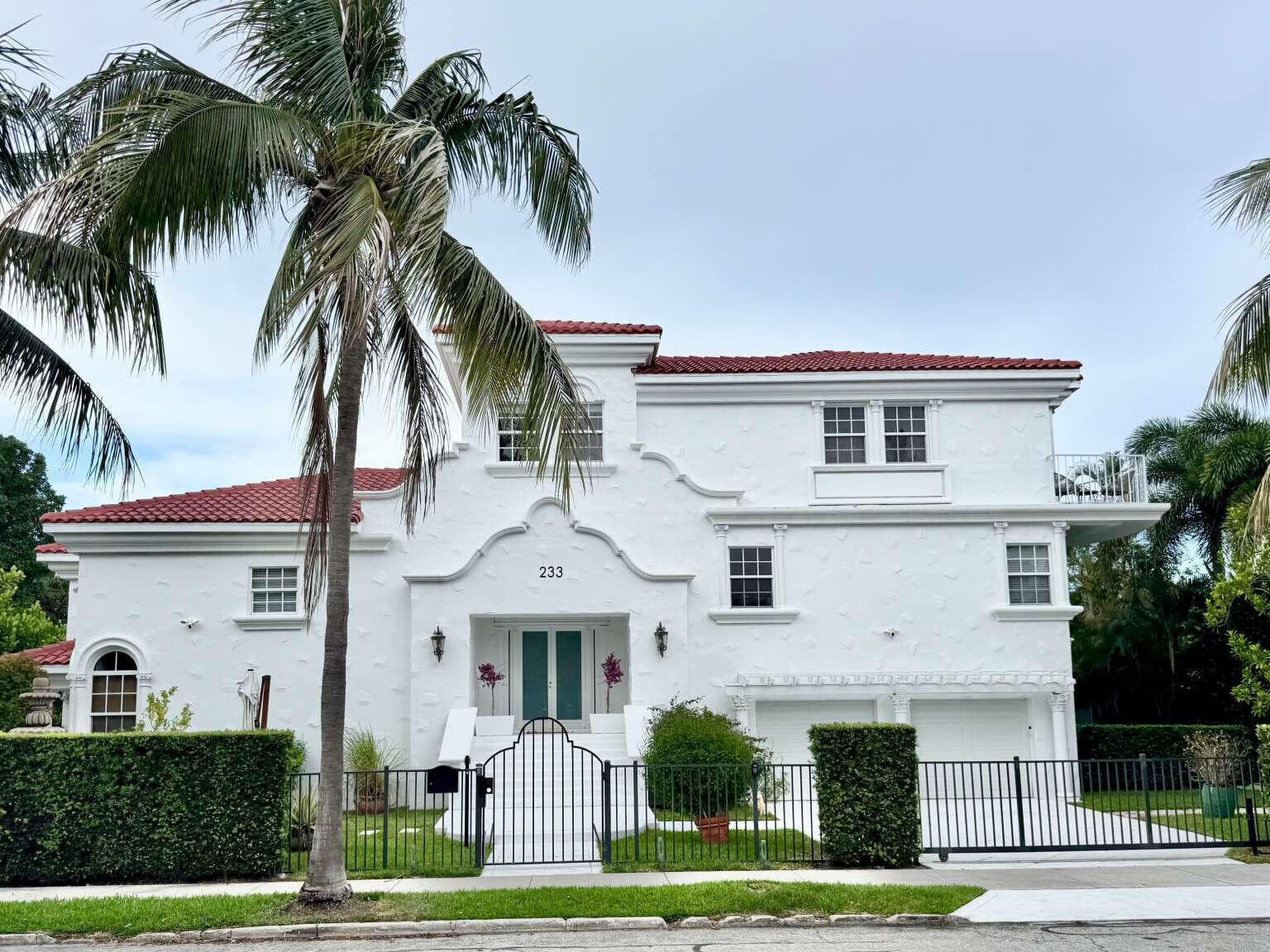 233 Pershing Way