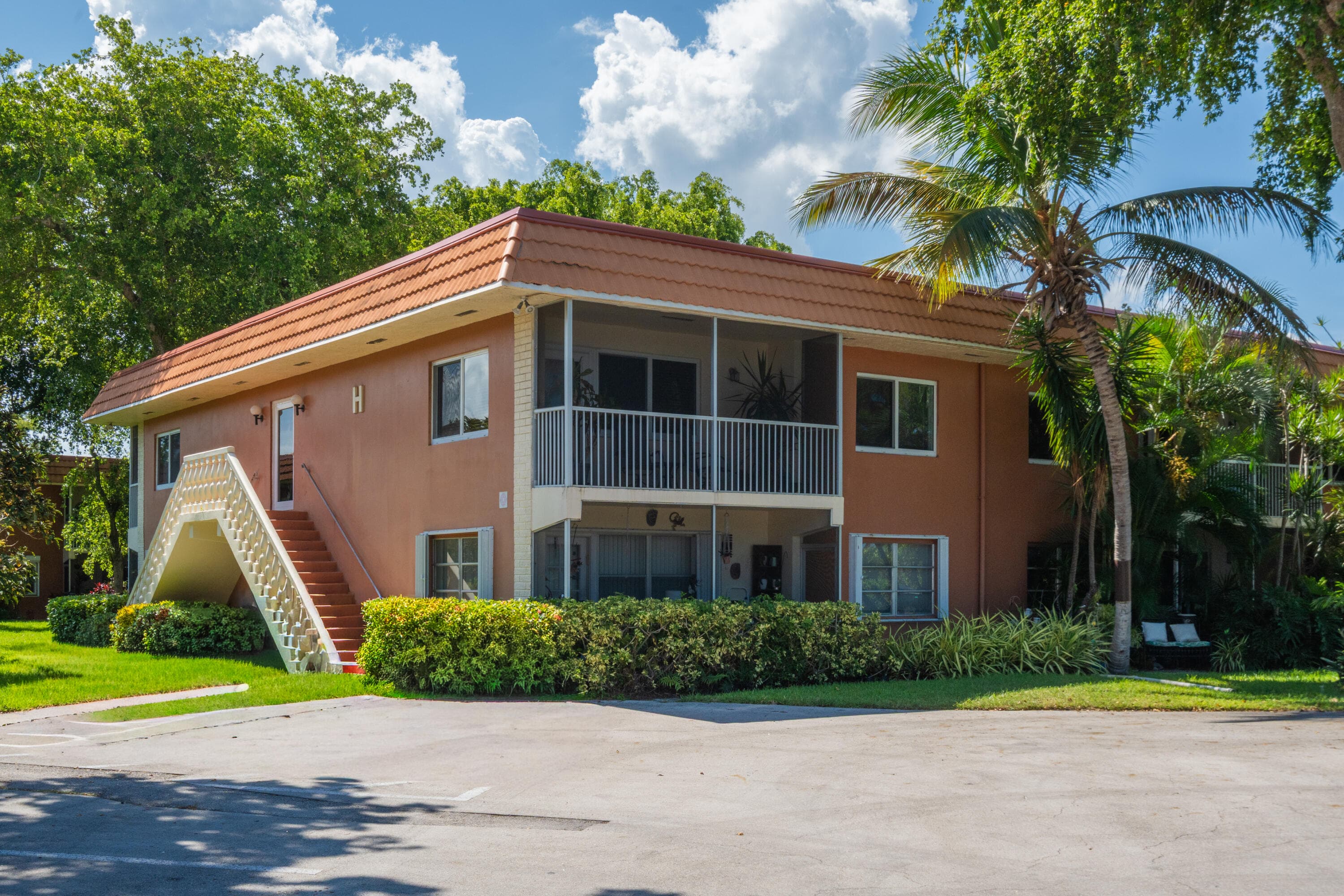 1920 NE 1ST Terrace #212H