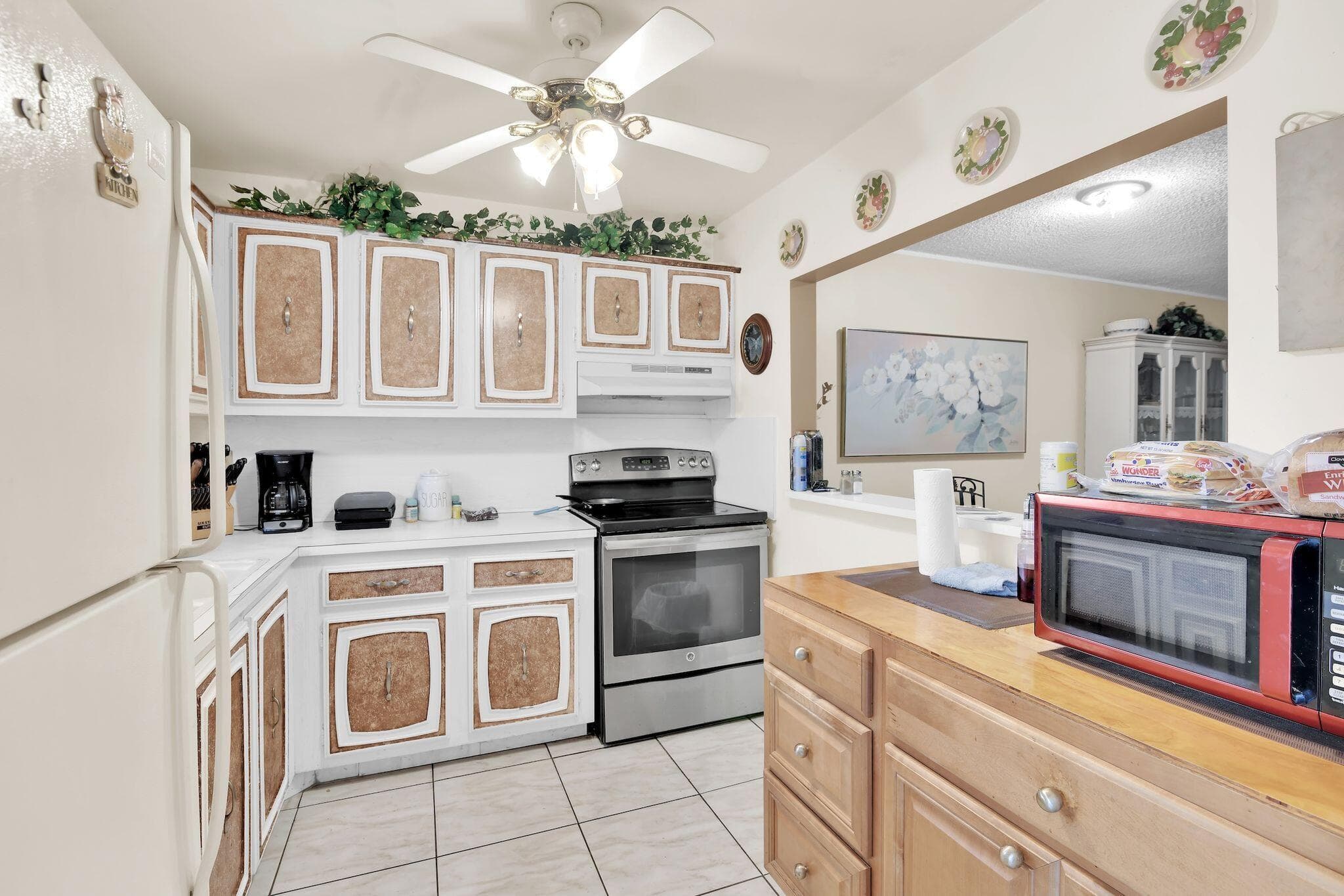711 LORI Drive #204