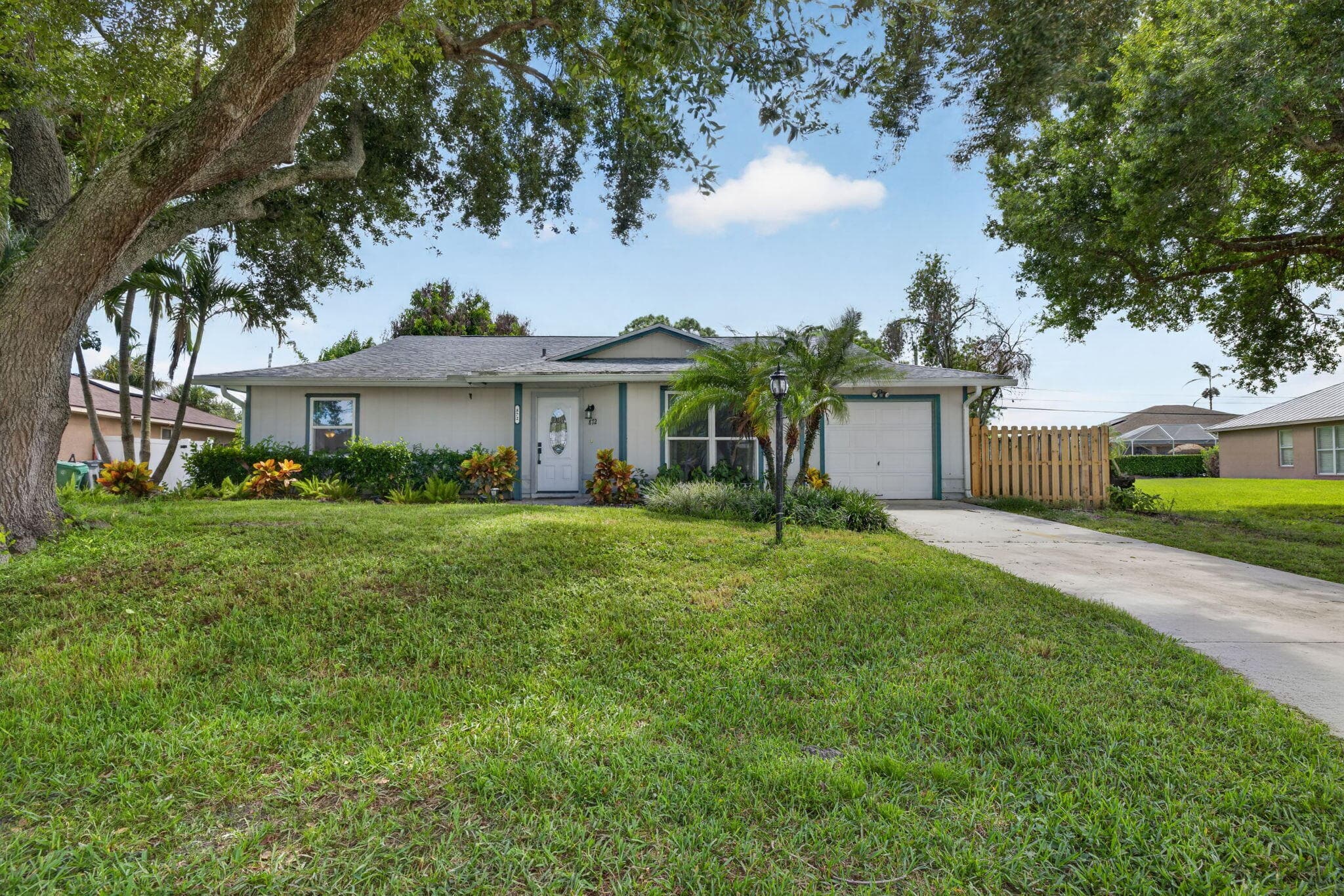 872 SW NICHOLS Terrace