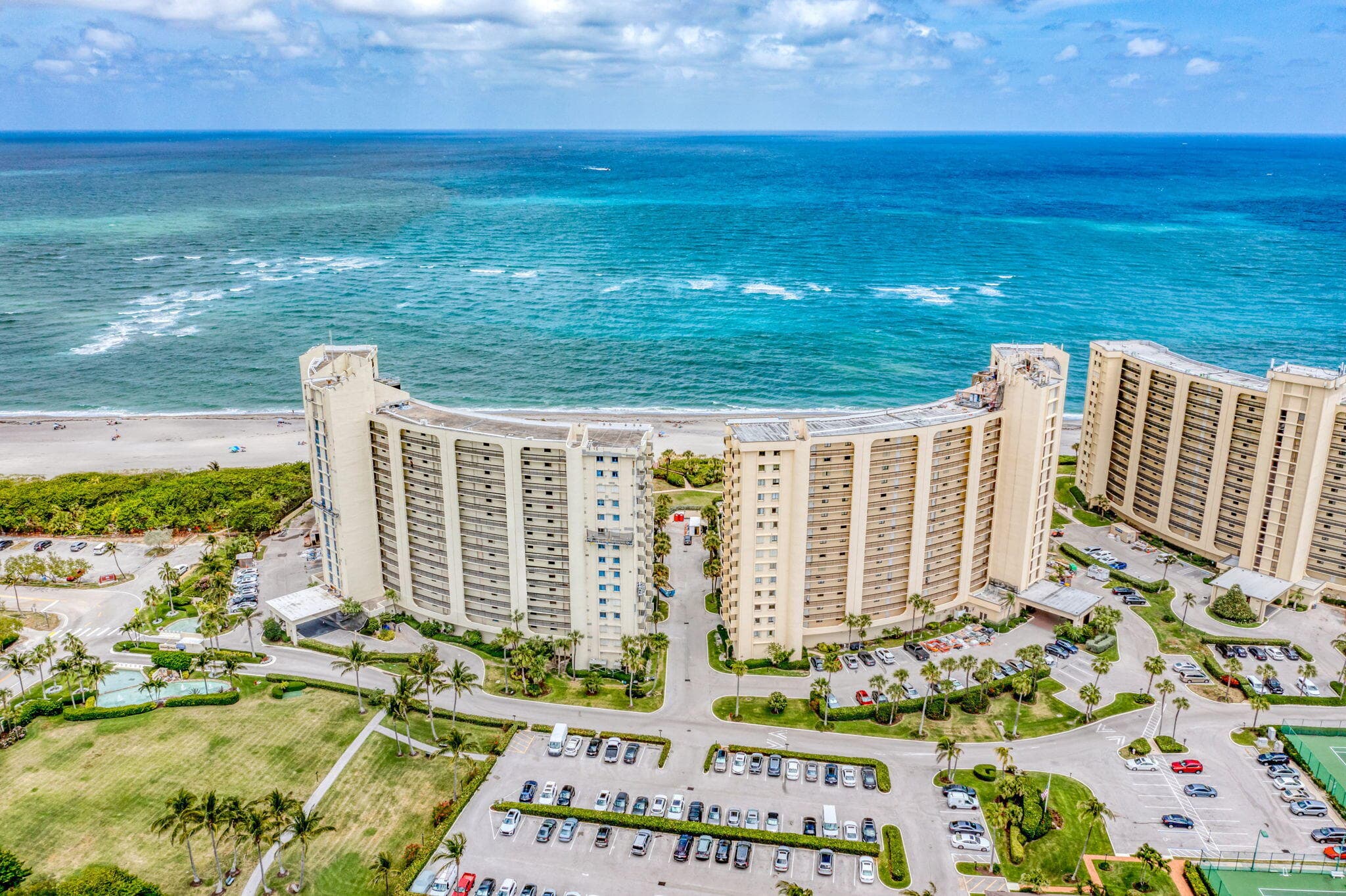 400 OCEAN TRAIL Way #209